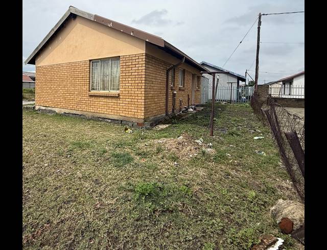 3 BEDROOM HOUSE FOR SALE IN MERITING